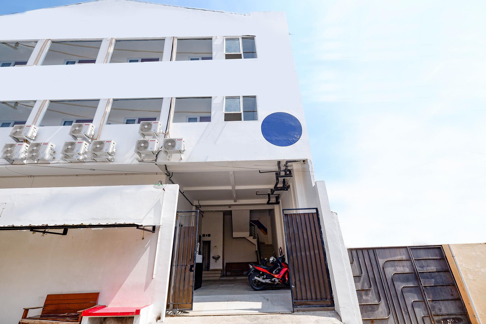 Spot On 2026 Arta Residence Semarang Buitenkant foto