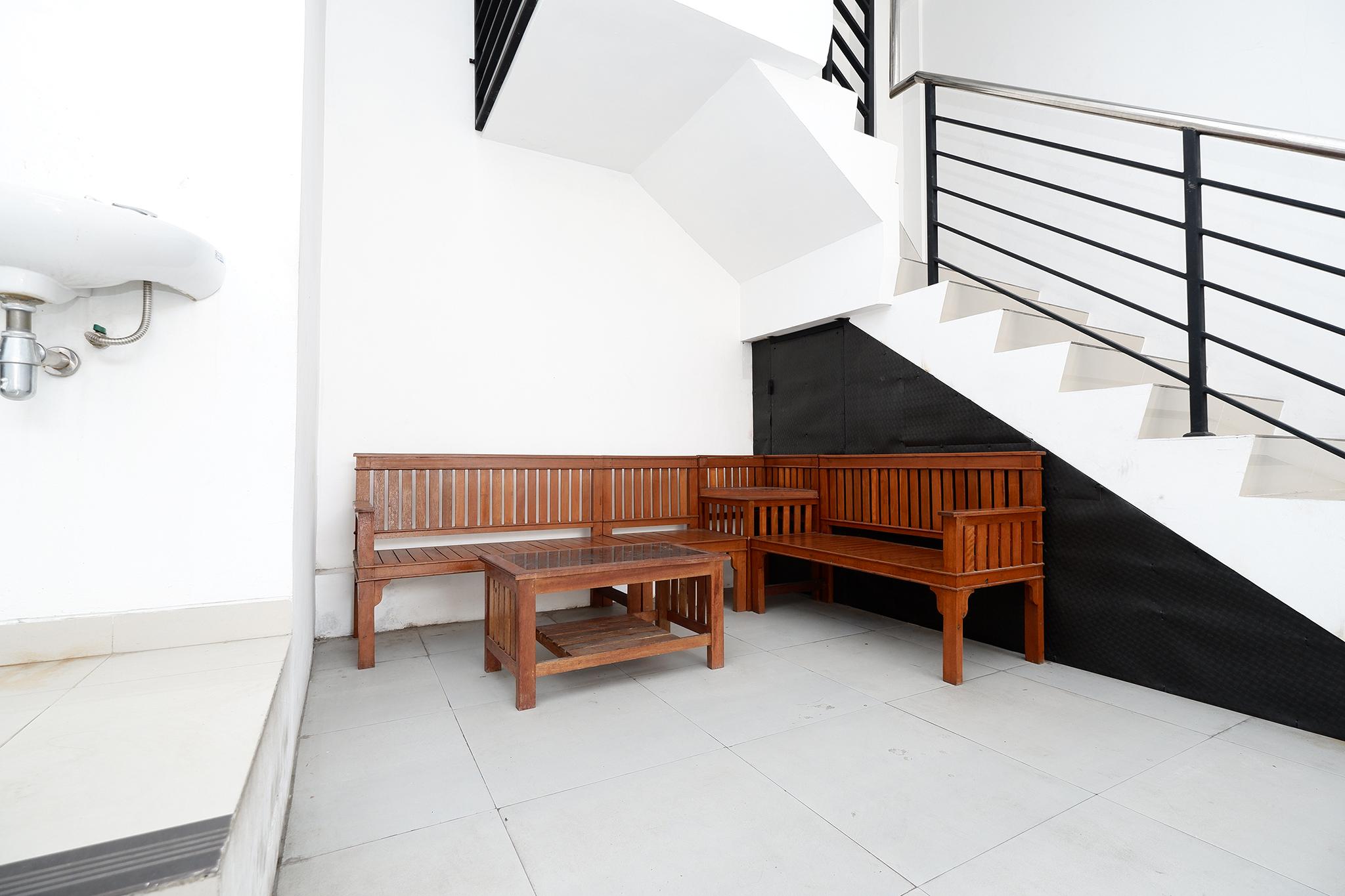 Spot On 2026 Arta Residence Semarang Buitenkant foto
